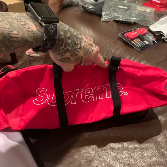 Supreme red tote backpack - Picture 2 of 5